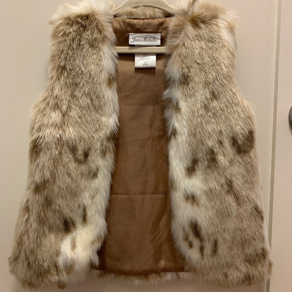 Girls Faux Fur Vest XS